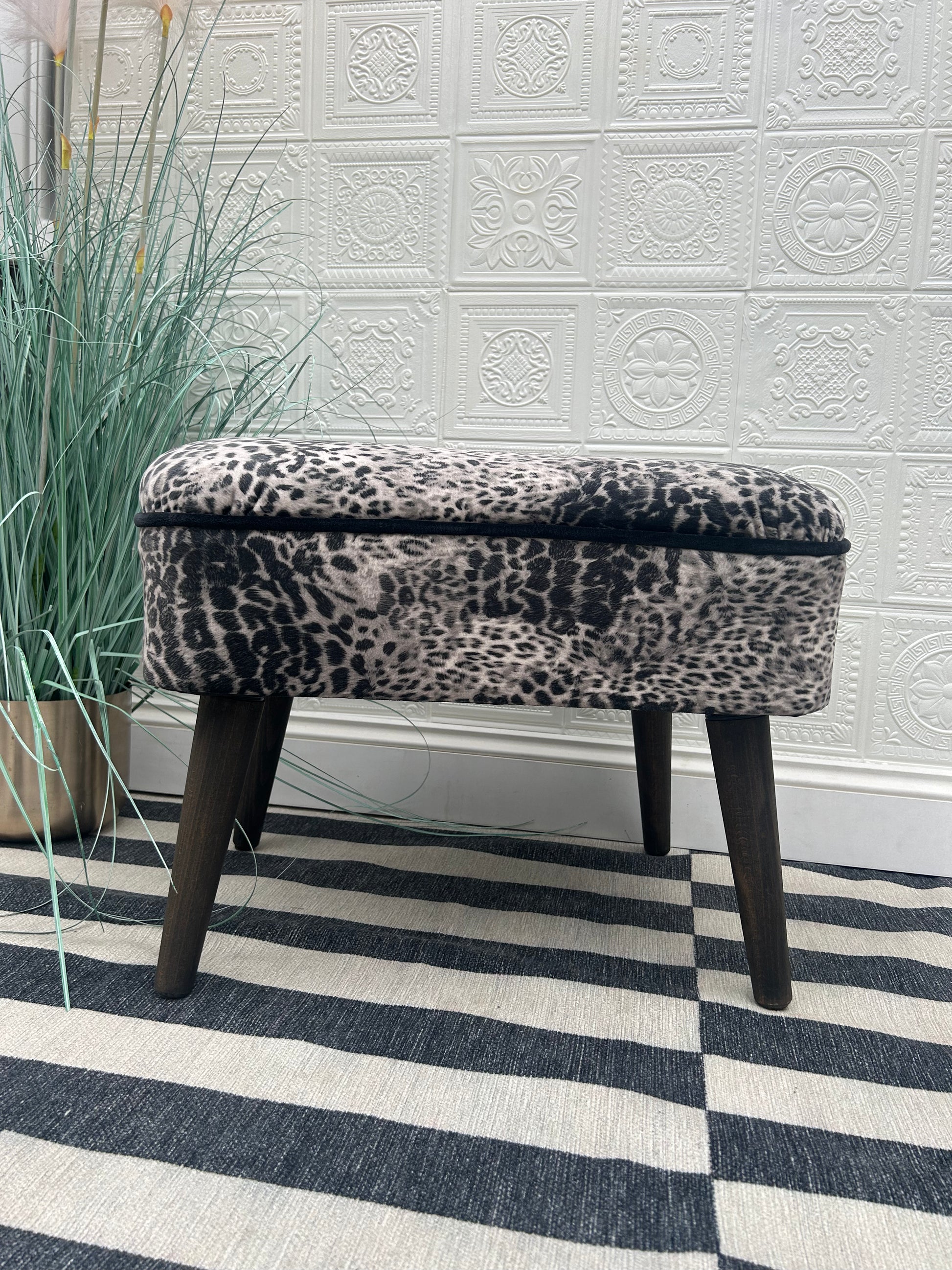 Black Complimentary Velvet Piping