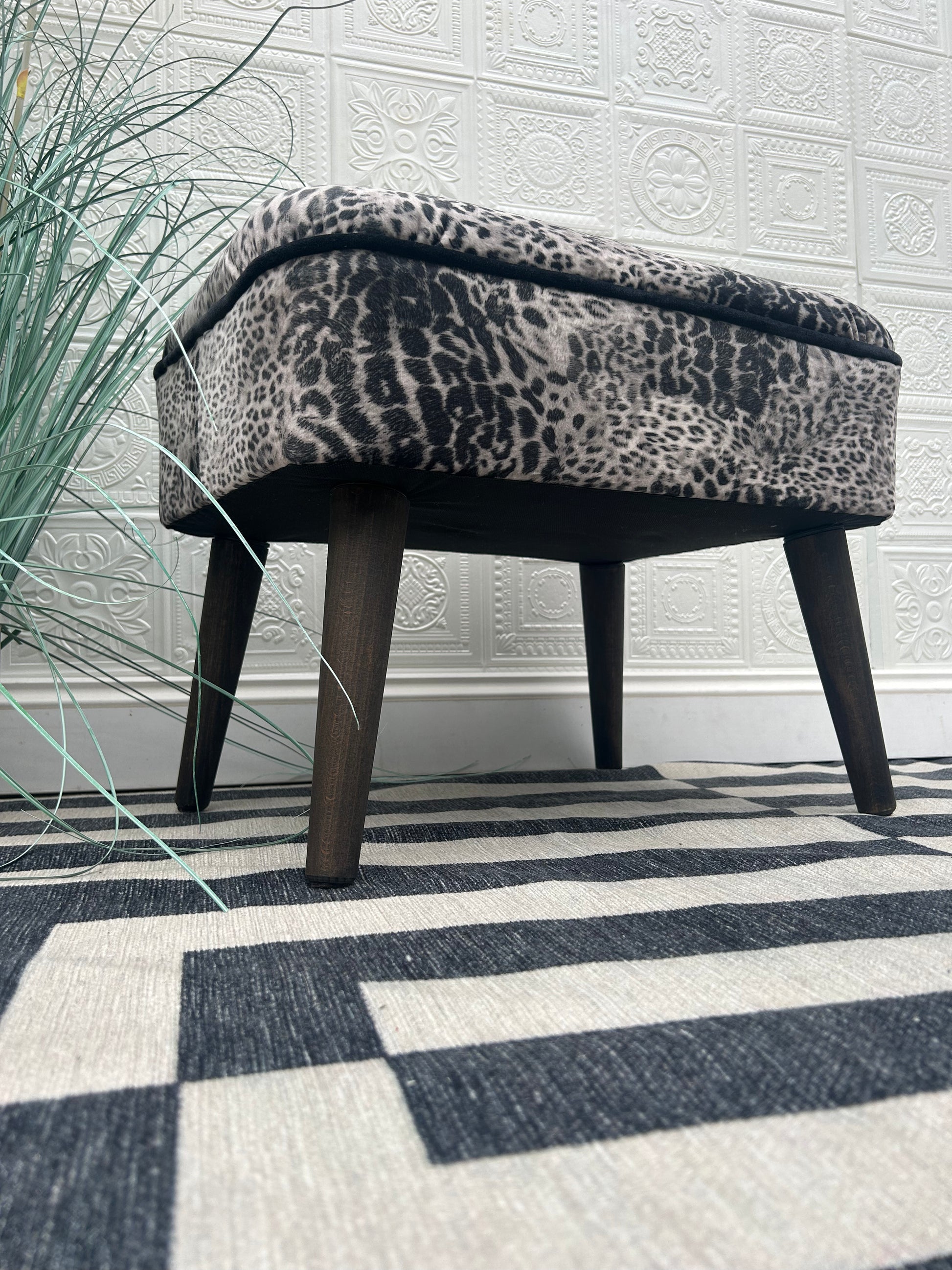 Dark Beech Stained Legs