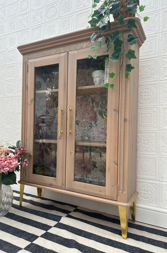 Eve Bobbin Display Unit