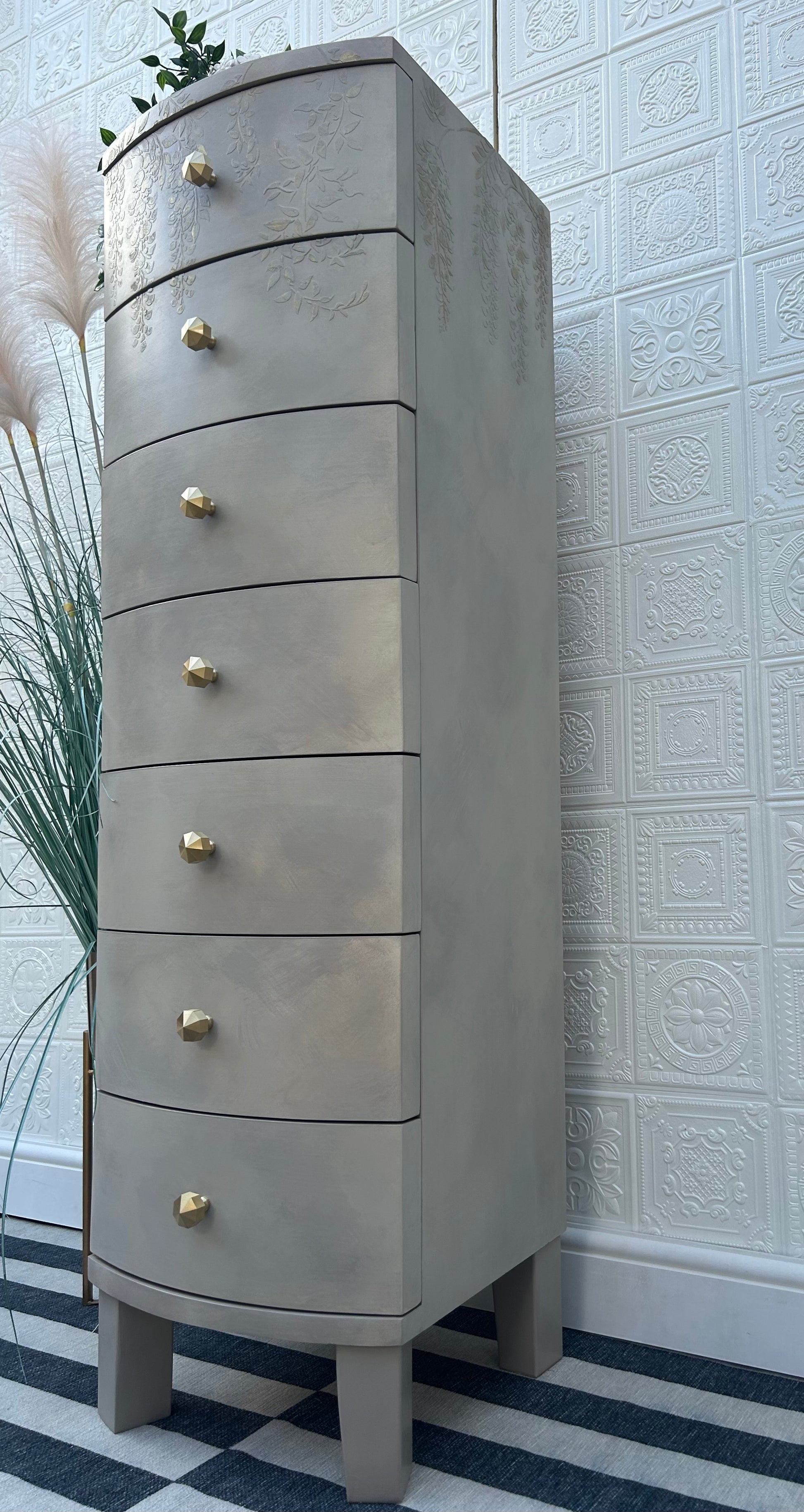 Towering Tallboy, Seven Draws