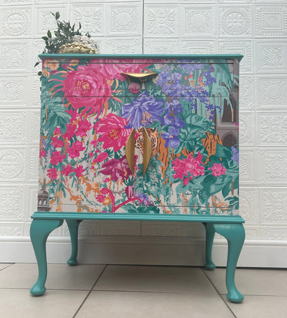 Lola Mughal Cabinet