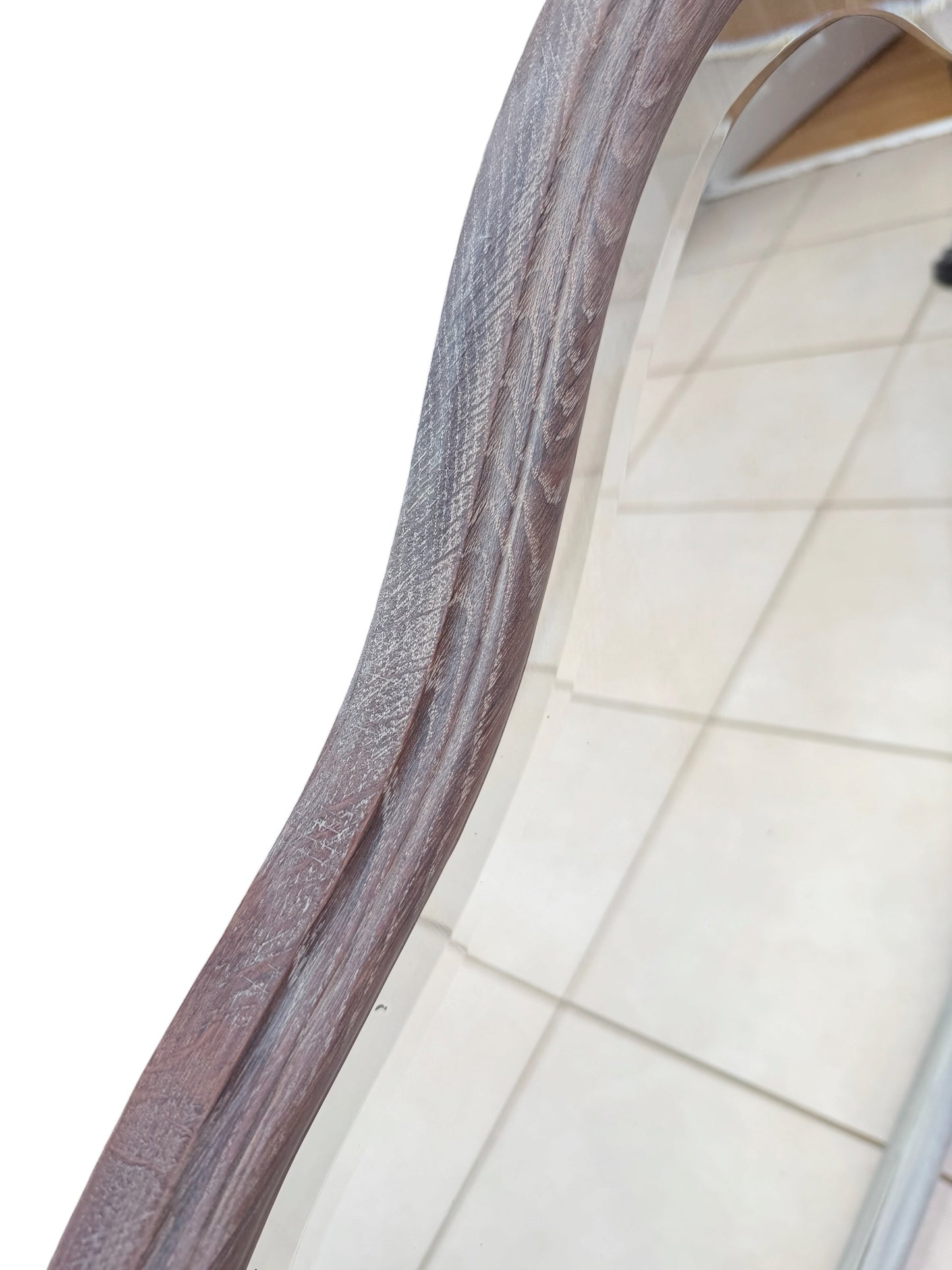 Oak Grain Highlights and Bevelled Edge