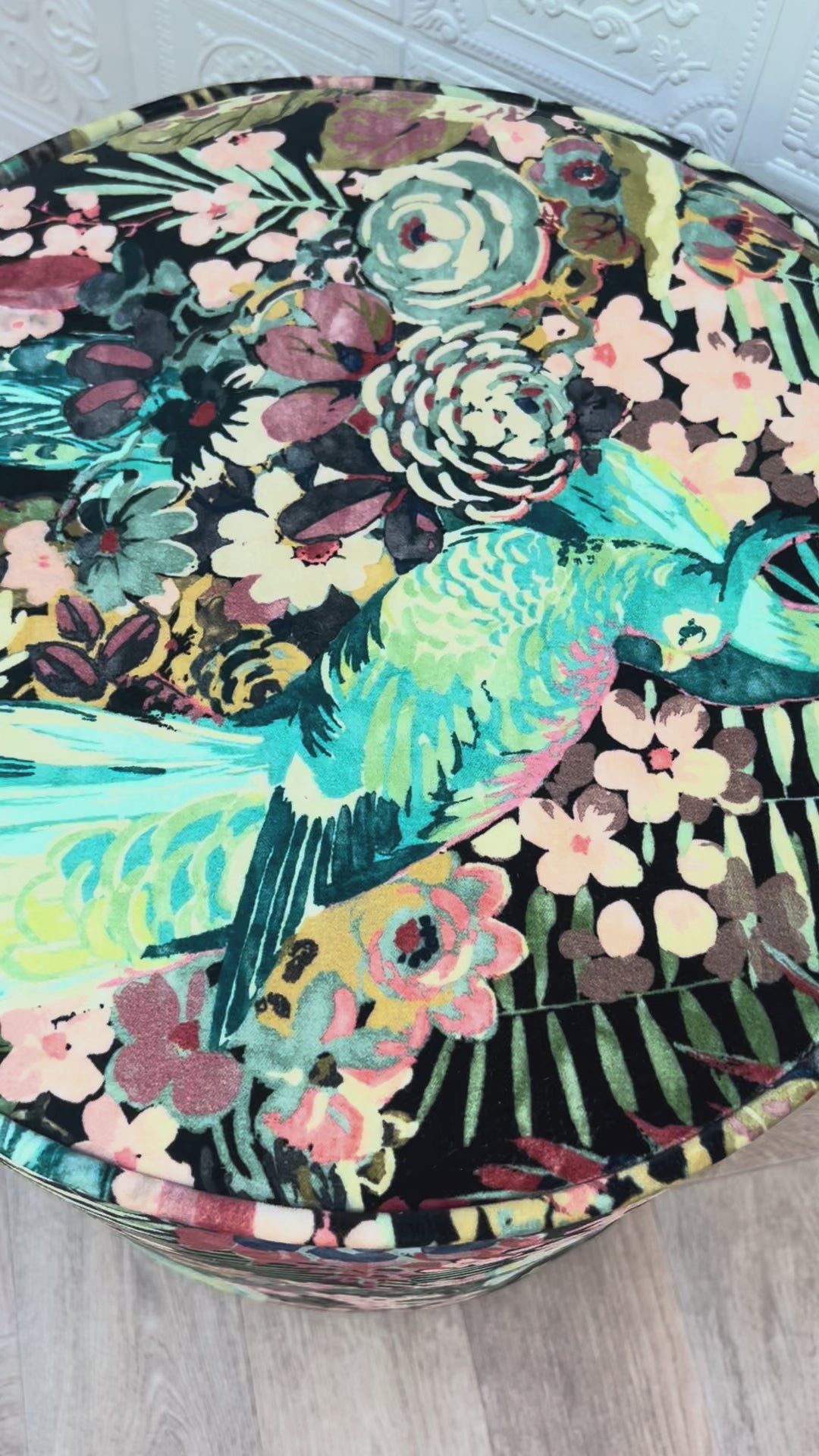 Full View dressing table pouffe