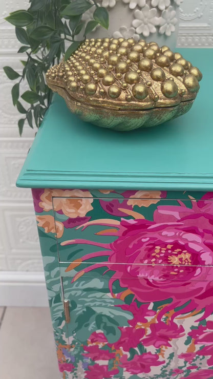 Lola Mughal Cabinet