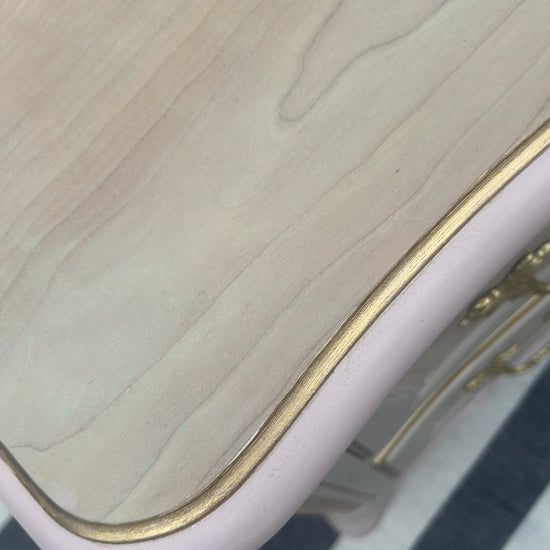 Beautiful Natural Grain exposed
